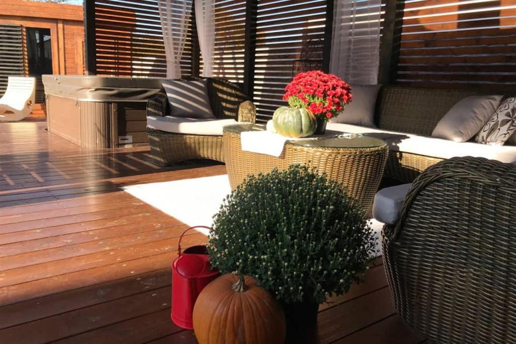 Orchardhouse Farmhouse, Wellness Chrast  외부 사진