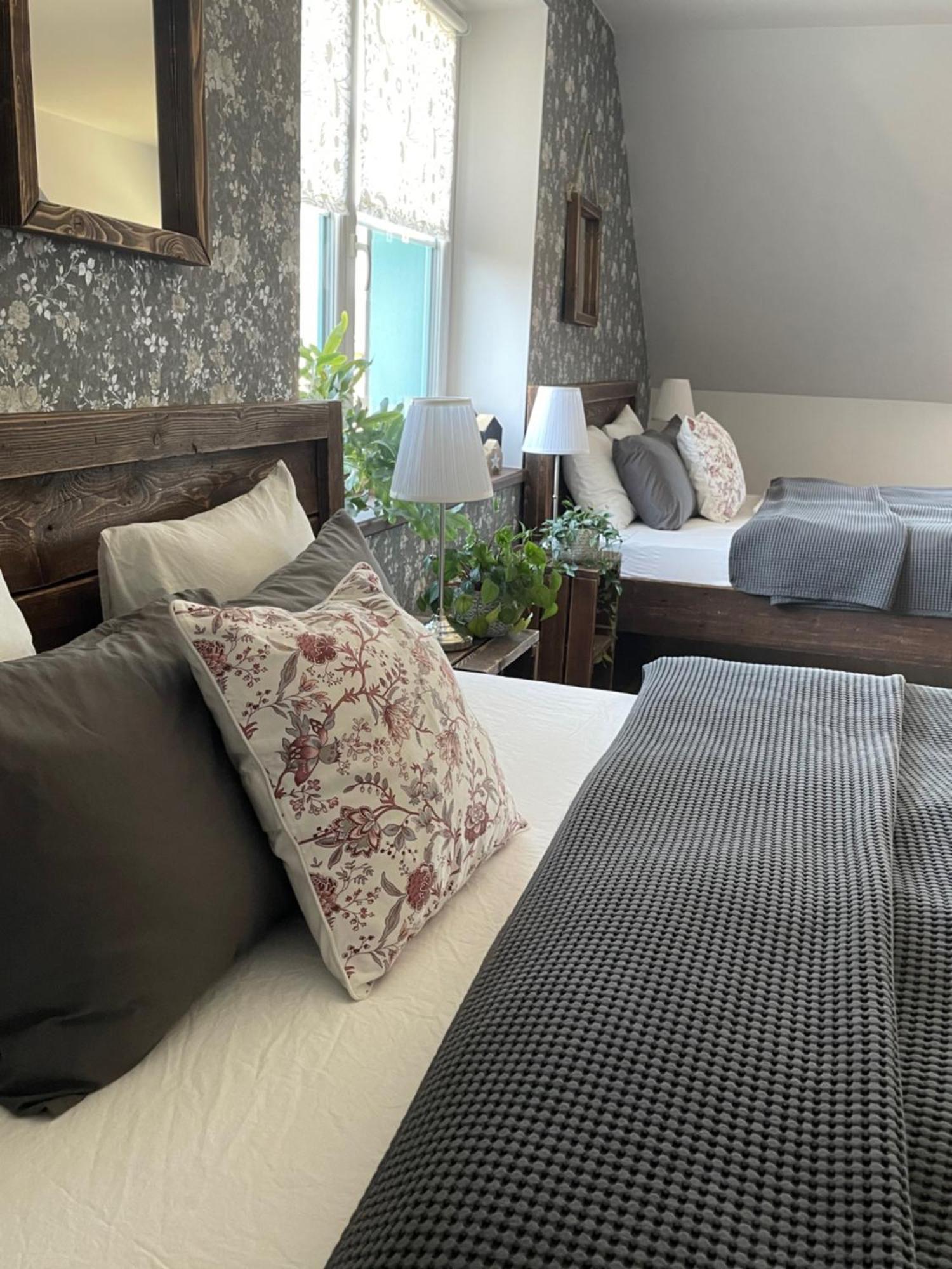 Orchardhouse Farmhouse, Wellness Chrast  외부 사진
